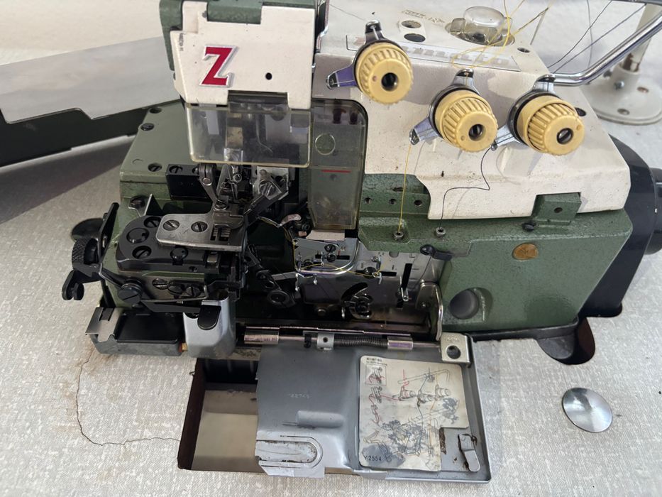 Maq. Costura Corte e cose Yamato, monofásica