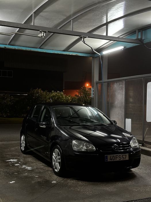Volkswagen Golf V  1.9 TDI 105 CV