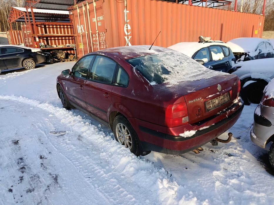 Volkswagen Passat 1.8t APU 2000r NA CZĘŚCI