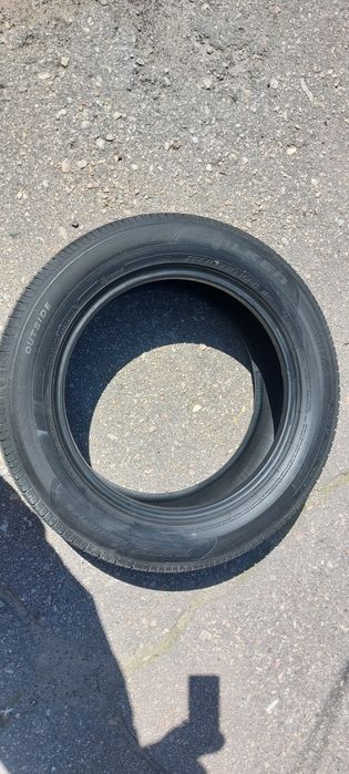 225/60/R18 всесізона шина falken