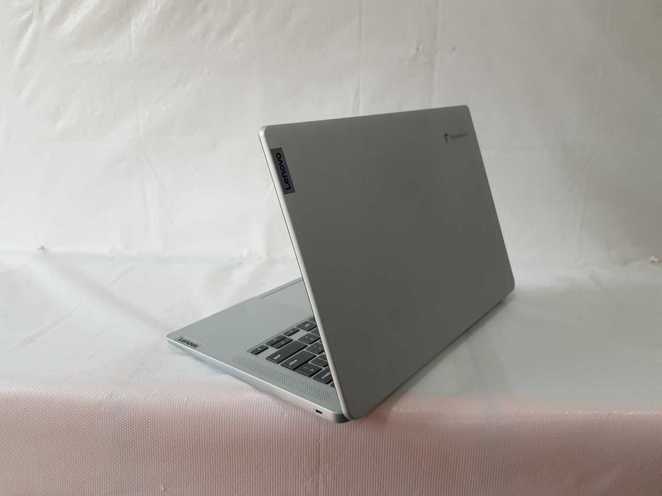 Laptop Chromebook Lenovo IP SLIM 3  14M868 8GB/128GB