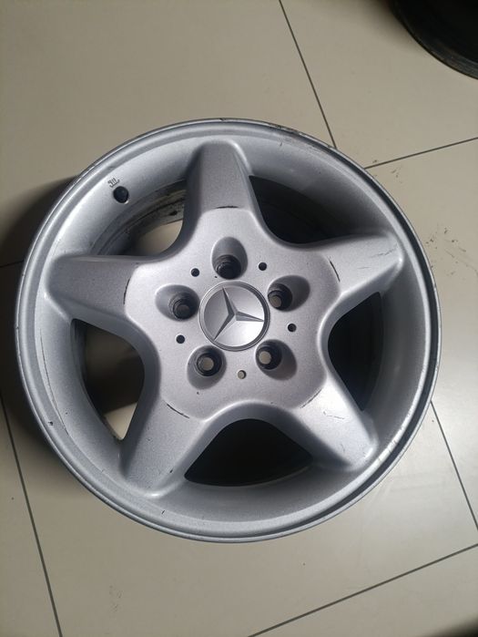 Диски  R16 MERCEDES-BENZ 5x112 ET62 DIA66.6