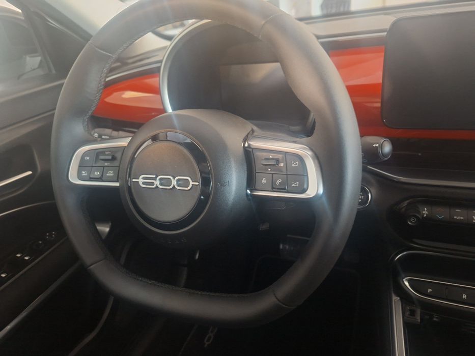 Fiat 600e Red 2025