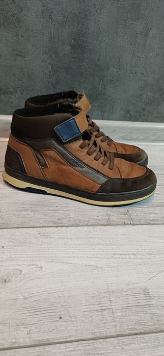 Ботинки кожаные Geox 39р.