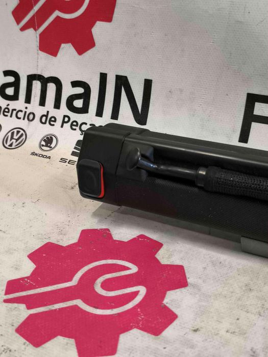 Chapeleira / Tampo da Mala AUDI A6 C6 4F9861691A (OEM)