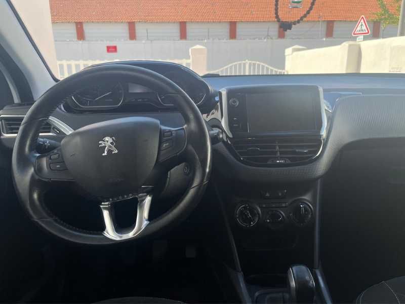 Peugeot 2008 1.2 PureTech Style