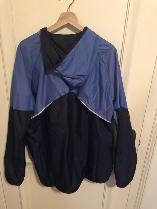 Casacos/Jaqueta com capuzes Under Armor Cold Gear XL NOVO