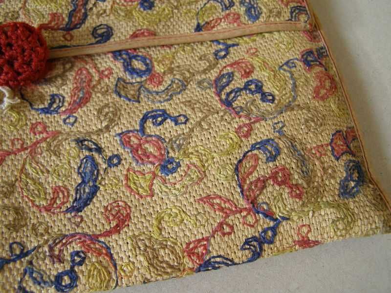 Warsztaty Krakowskie - kasetka batikowa oraz teczka portfelowa.