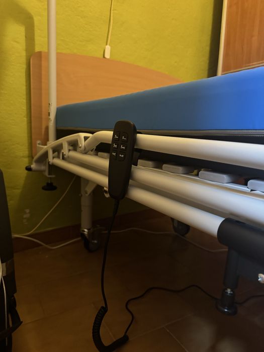 Cama Articulada Semi Eletrica + Colchão Anti Escaras