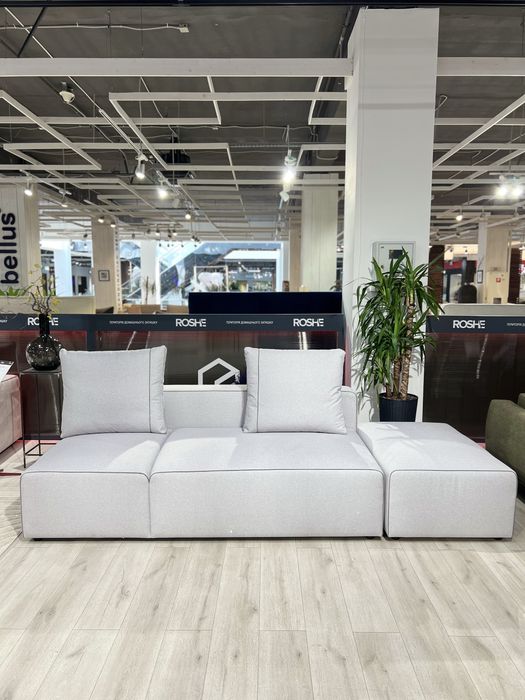 Компактний диван для сну