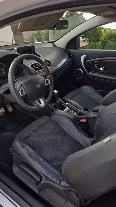 Renault megane coupe gt-line