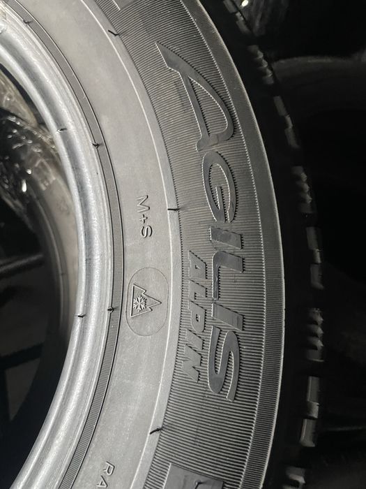 Шини 195/70/15с - 4шт Michelin Agilis Alpin зима
