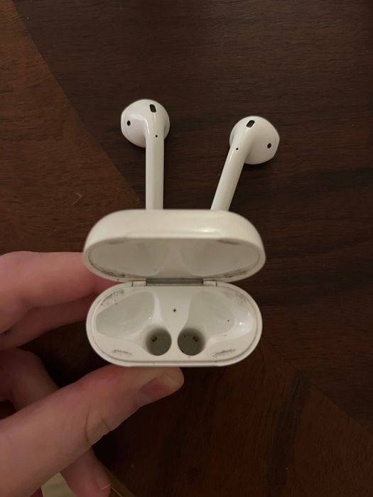 AirPods 1. Geração