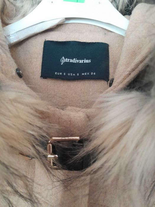 Krótki płaszcz Stradivarius S