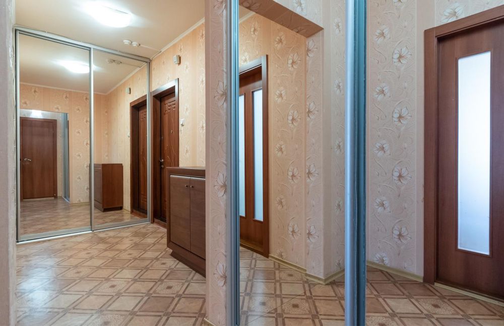 Подобово однокімнатна квартира на Урлівській-3-555.biz.ua