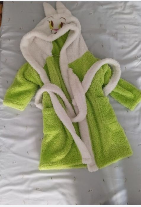 Теплий халатик для дівчинки