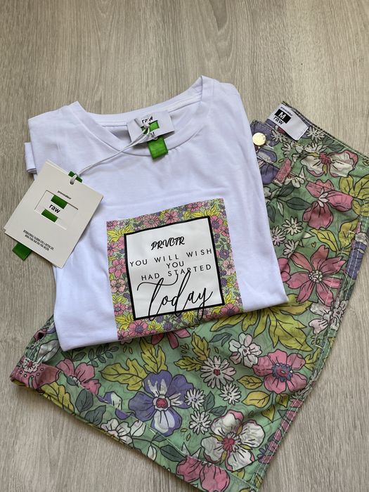 Продам новый костюм фирмы Raw