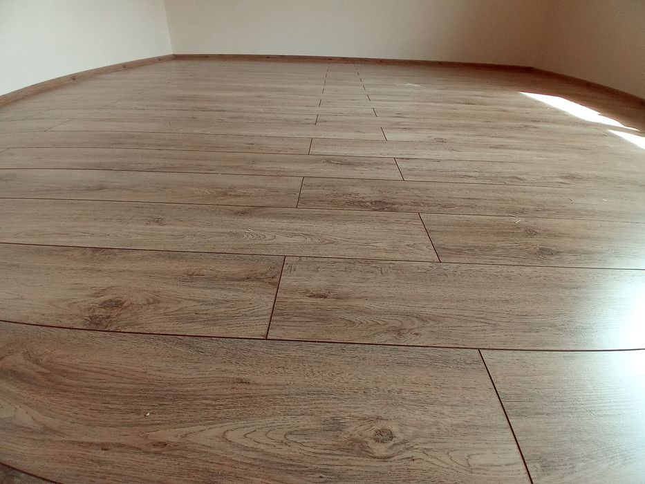 Malowanie mieszkań Układanie Paneli