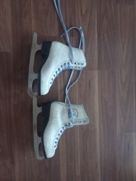 Lyżwy figurowe używane