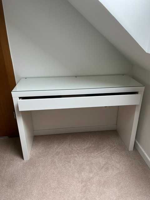 Toaletka Malm Ikea