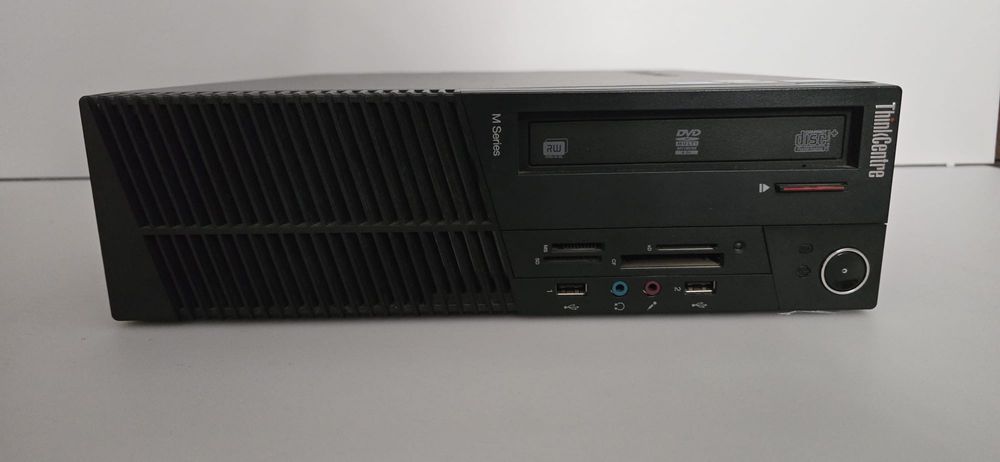 Sprzedam komputer stacjonarny Lenovo