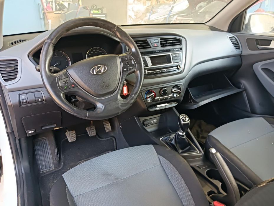 Sistema De Áudio Rádio Cd Hyundai I20
