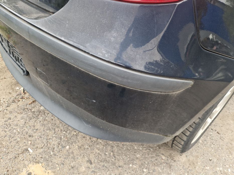 Zderzak tył BMW E87 Schwarz2