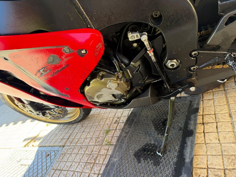 CBR 1000r acidentada