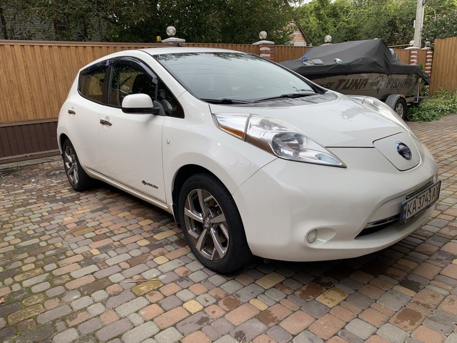 Продам Nissan leaf 2015 р