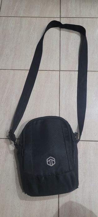 Listonoszka czarna meska