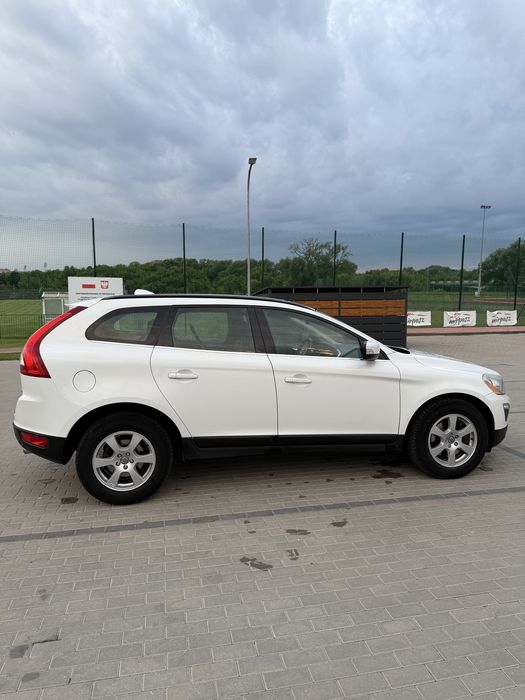 Sprzedam Volvo XC60 D4