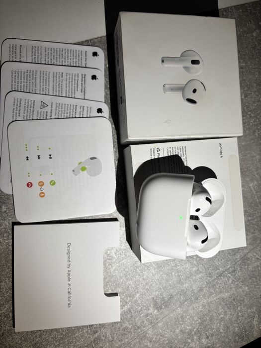 Fones da Apple Airpods 4