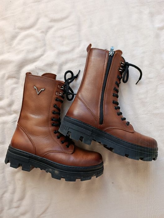 Buty trapery skórzane