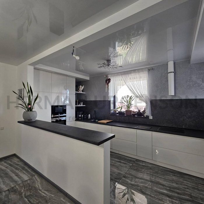 Дом по адресу Петефі Шандора пл. (площадь 340 м²) - Atlanta.ua - фото 3