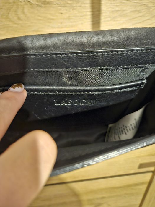 Damska torebka listonoszka. Lasocki. Skóra