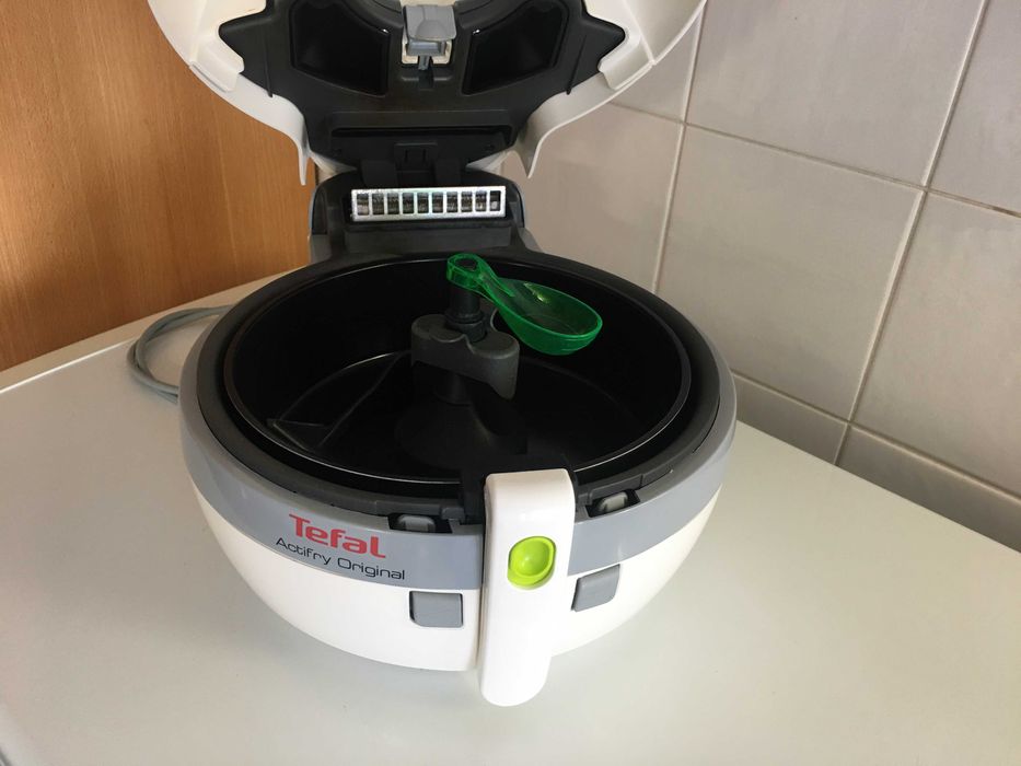 Fritadeira Tefal Actifry - Air Fryer - Original - Igual a nova.