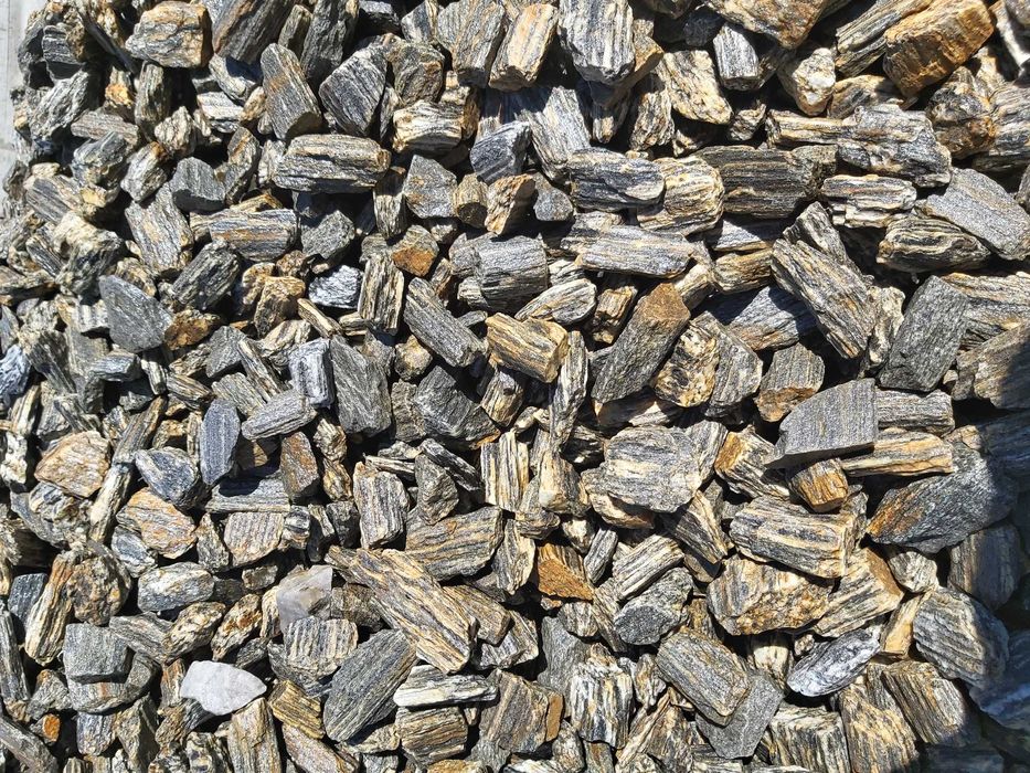 Kora kamienna gnejs, kamien ozdobny do ogrodu.