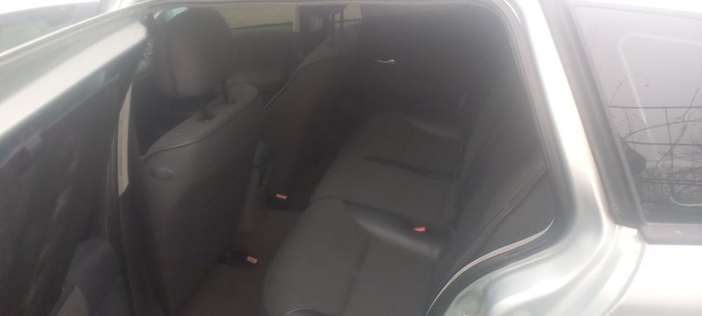 Продам RENULT 2005