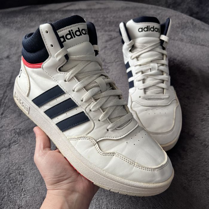 Чоловічі баскетбольні кросівки Adidas Hoops 3.0. P. 41.