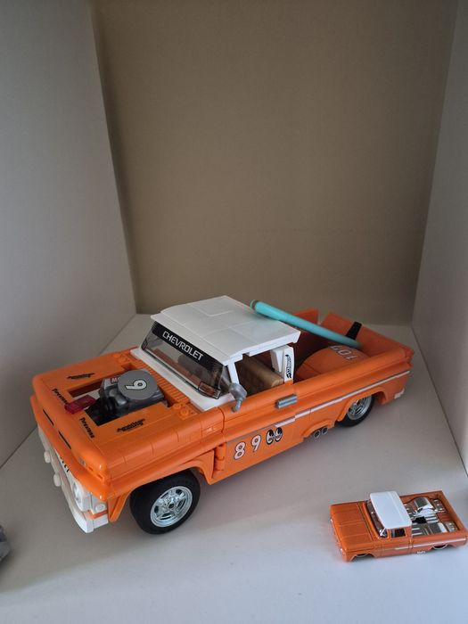 Машинка конструктор хотвилз