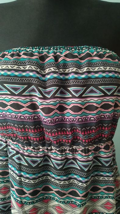 Sukienka cienka bez ramiączek.