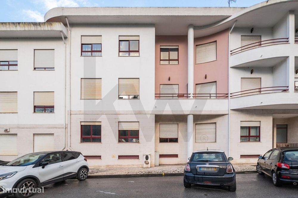 Apartamento T3 com Garagem em Coselhas – Mobilado e Equipado a 5 minut
