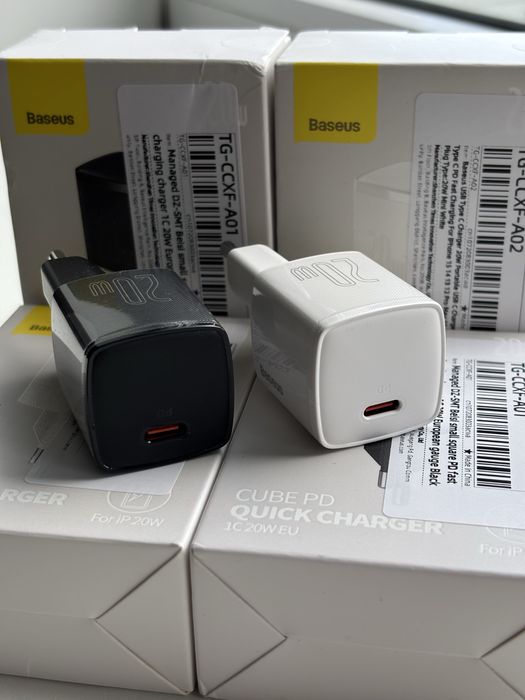 Компактна зарядка Baseus Cube PD 20W (швидка зарядка, type-c)