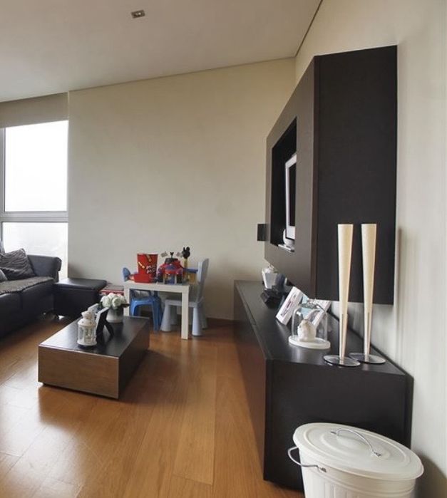 Aparador / Movel Tv / Mesa pequesa