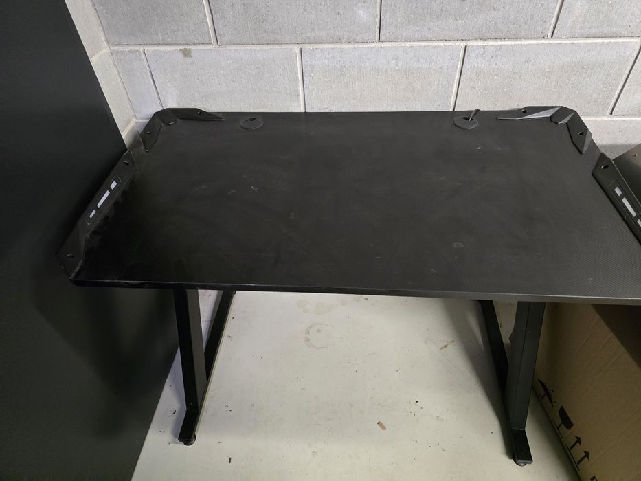 Biurko gamingowe lindholm