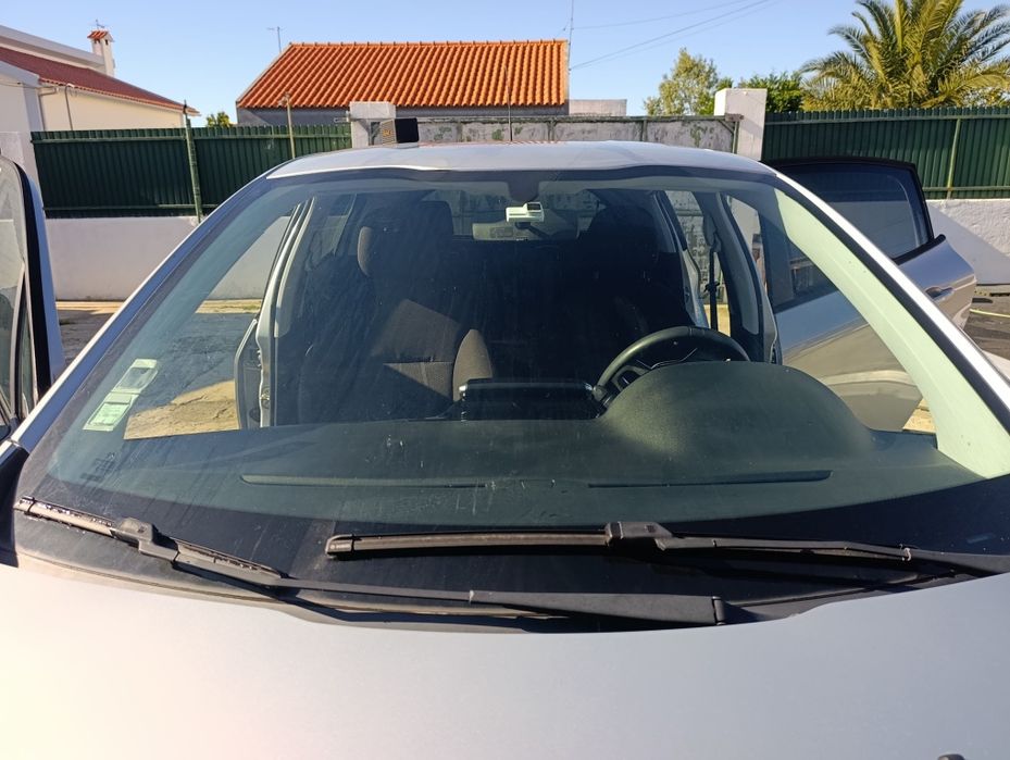 Peugeot 208 1.2 Gasolina 2013 – 123 mil km – Muito estimado