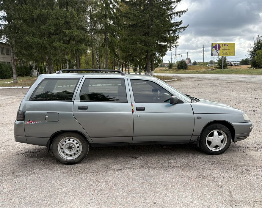 Автомобіль ВАЗ 21112