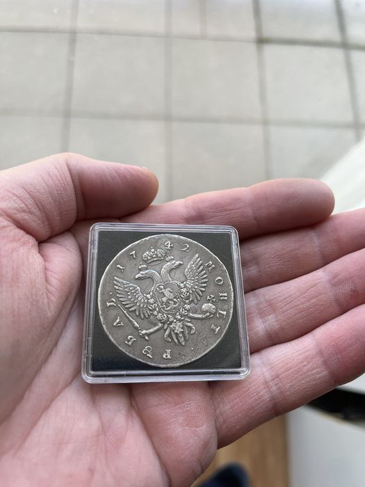 Продам рубль 1742 року