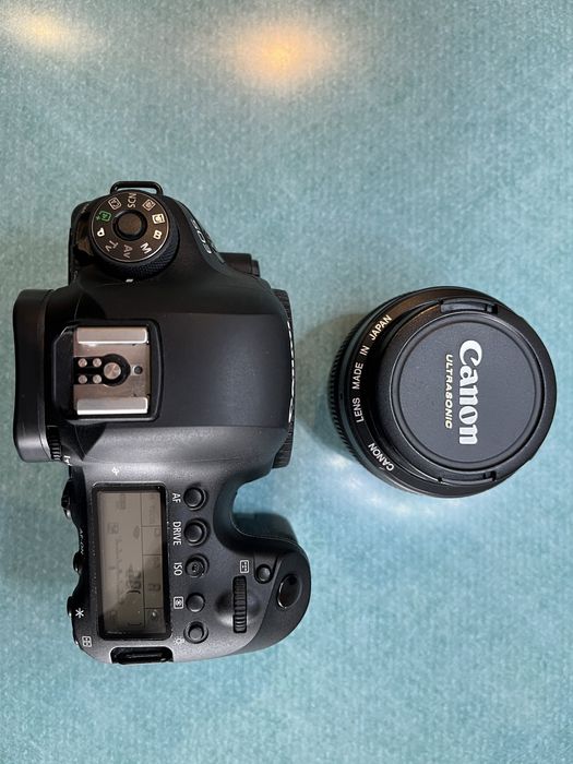 Canon EOS 6D mark II + EF 50mm f/1.4 USM (przebieg 7000)