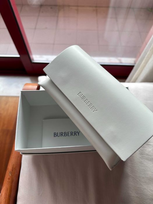 Óculos de sol Burberry NOVOS